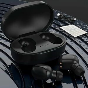 Wireless Black Headphones